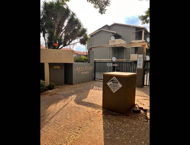 2 BEDROOM HOUSE FOR SALE IN FLORIDA